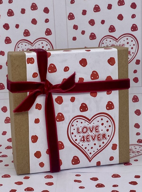 THE VALENTINES COOKIE BOX