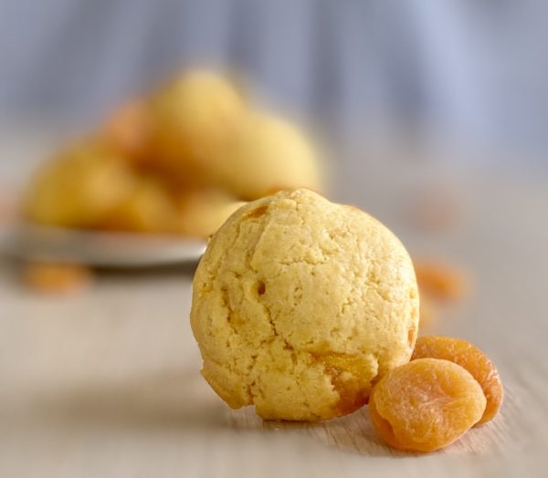 XAETI <br>Polenta & Apricot